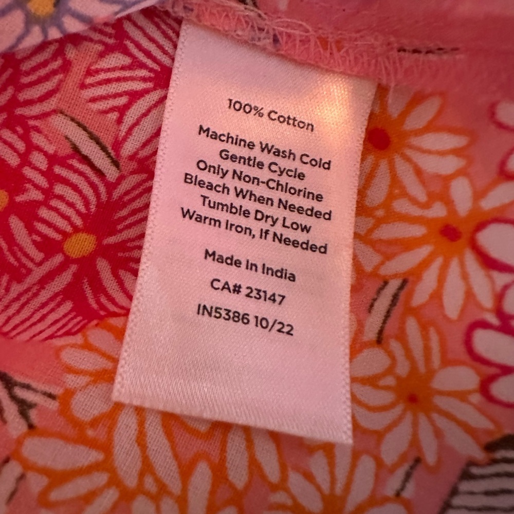 Talbots Floral V-Neck RUFFLE TRIM SHELL - CLUSTER GARDEN Blouse - Picture 9 of 9